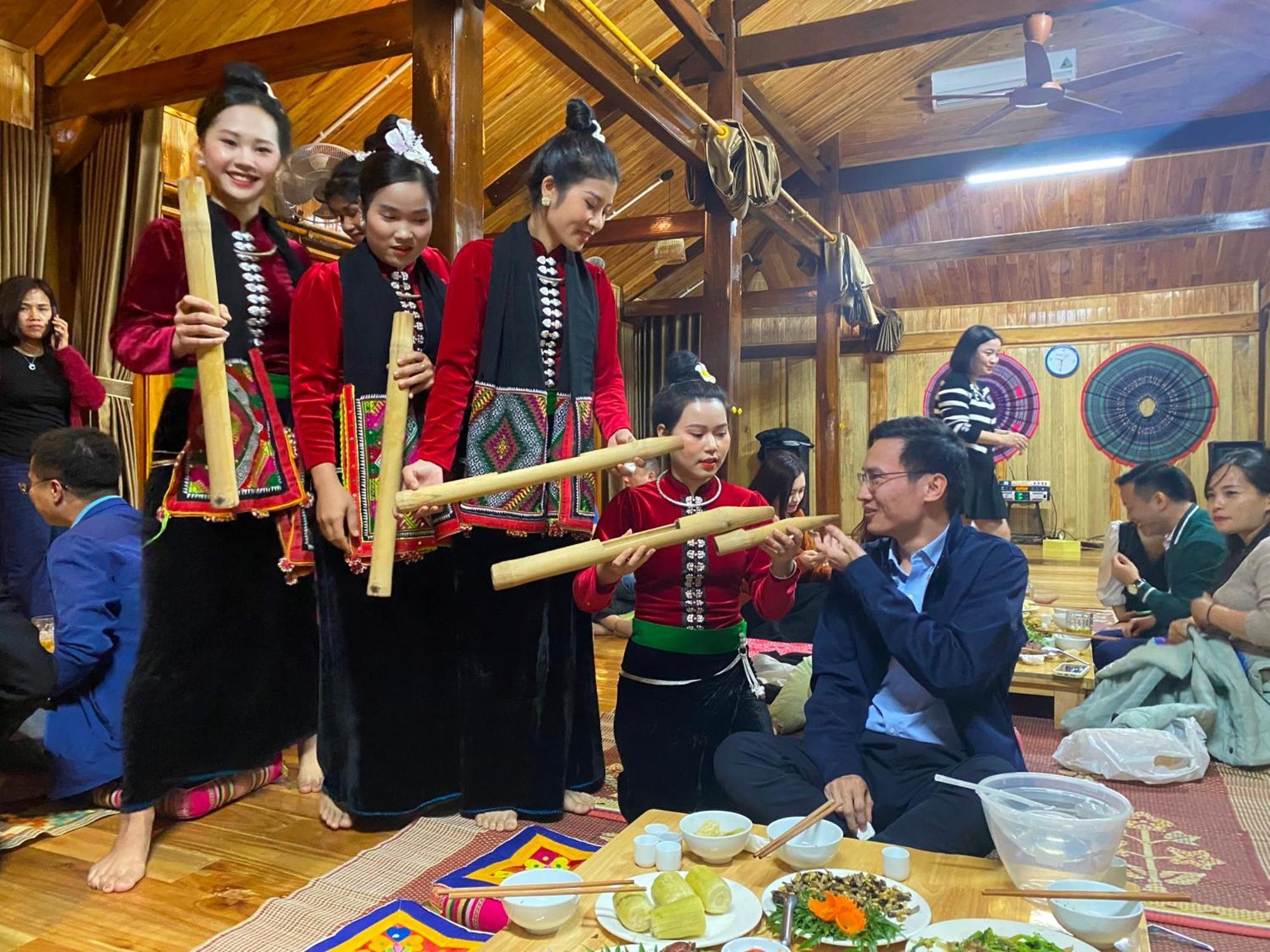 Yen Bai Nam Thia Homestay מראה חיצוני תמונה
